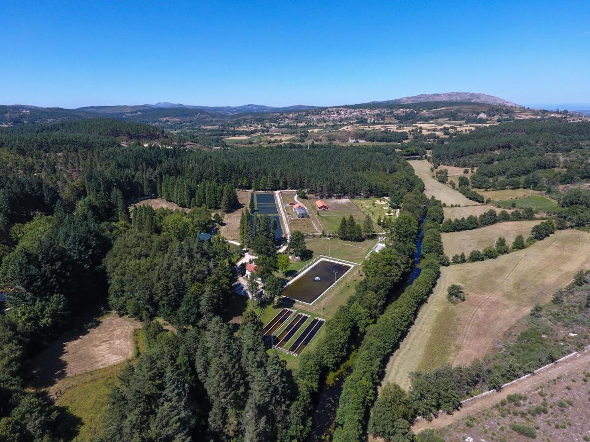 Boticas Parque Natur Houses מראה חיצוני תמונה