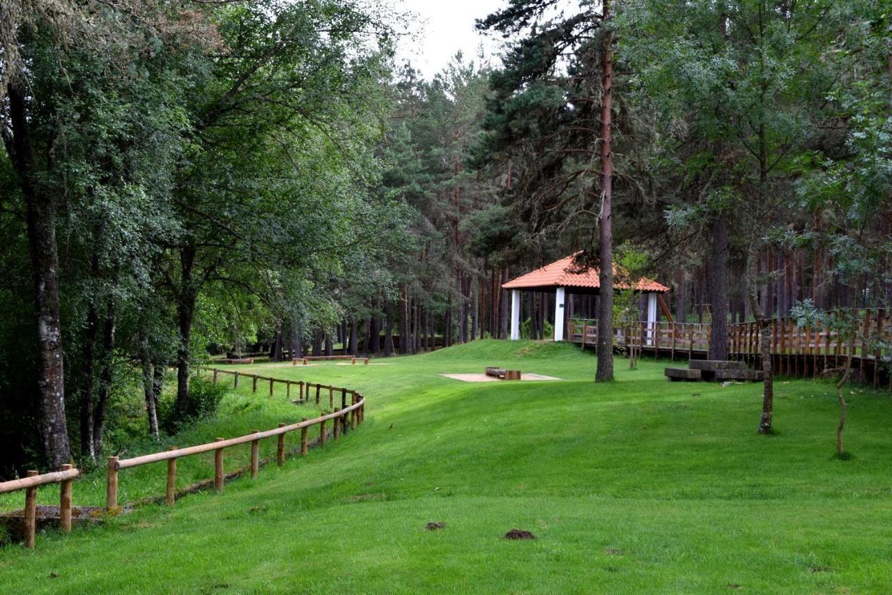 Boticas Parque Natur Houses מראה חיצוני תמונה